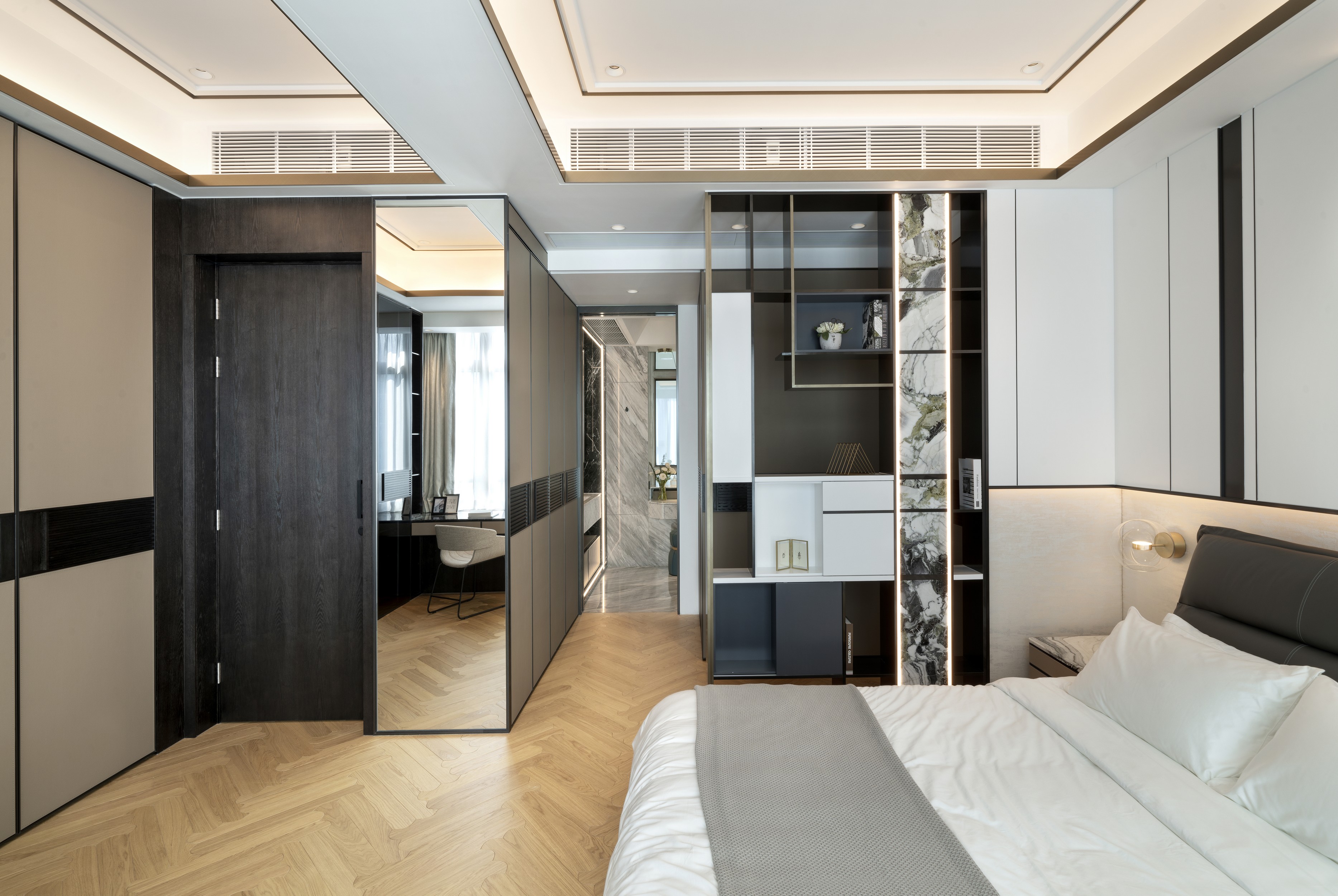 Regina Kwok - Artwill Interior Design House - One Silversea