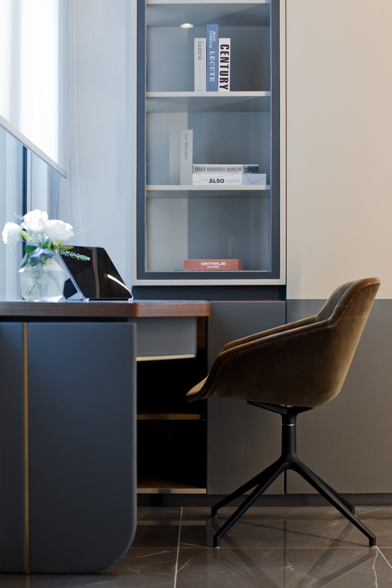 Regina Kwok - Artwill Interior Design House - 逸瓏灣8