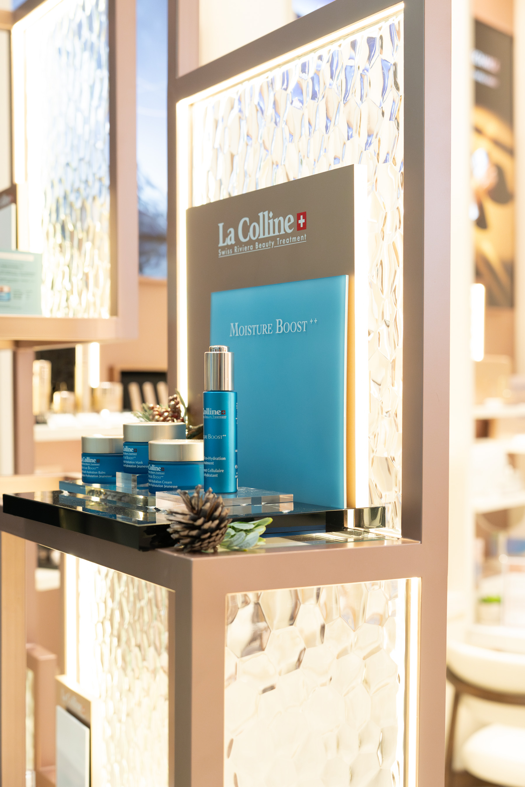 Jessica Kong & Owen Lam - 浮設計 - La Colline 專門店