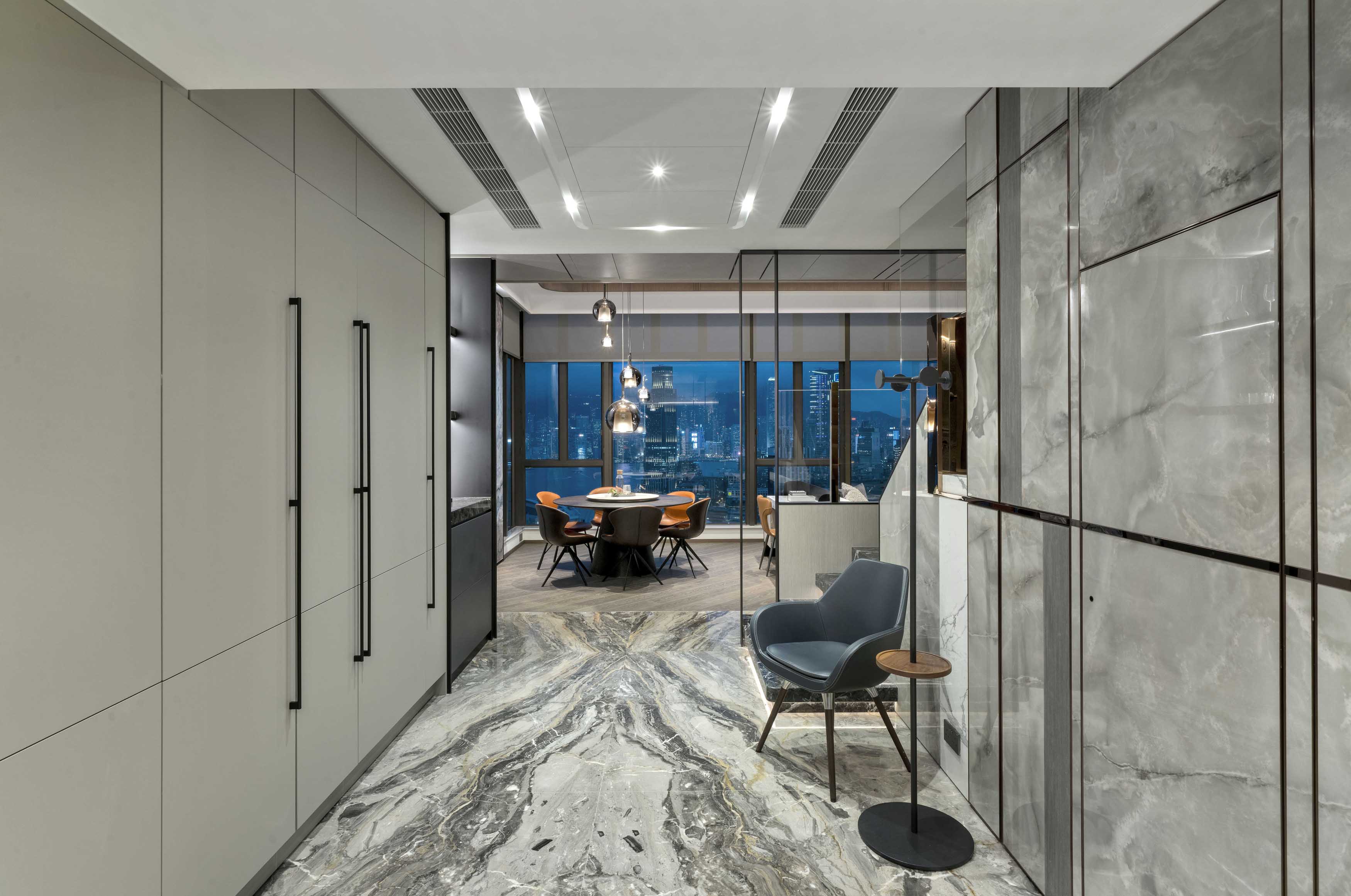 Regina Kwok - Artwill Interior Design House - Royal Penninsula