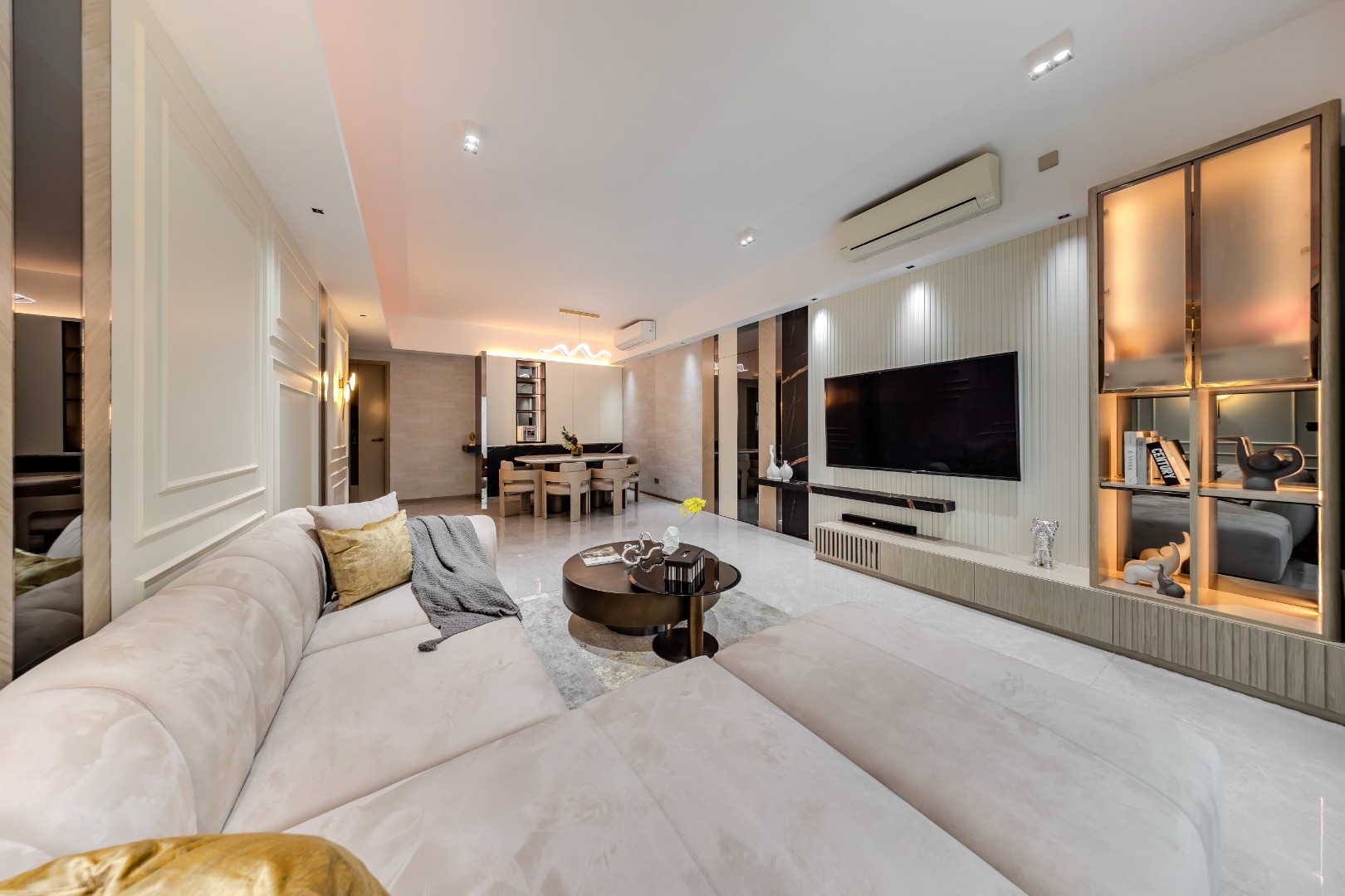 Daniel Wong - Boss Design Ltd - 君頤峰 Parc Palais
