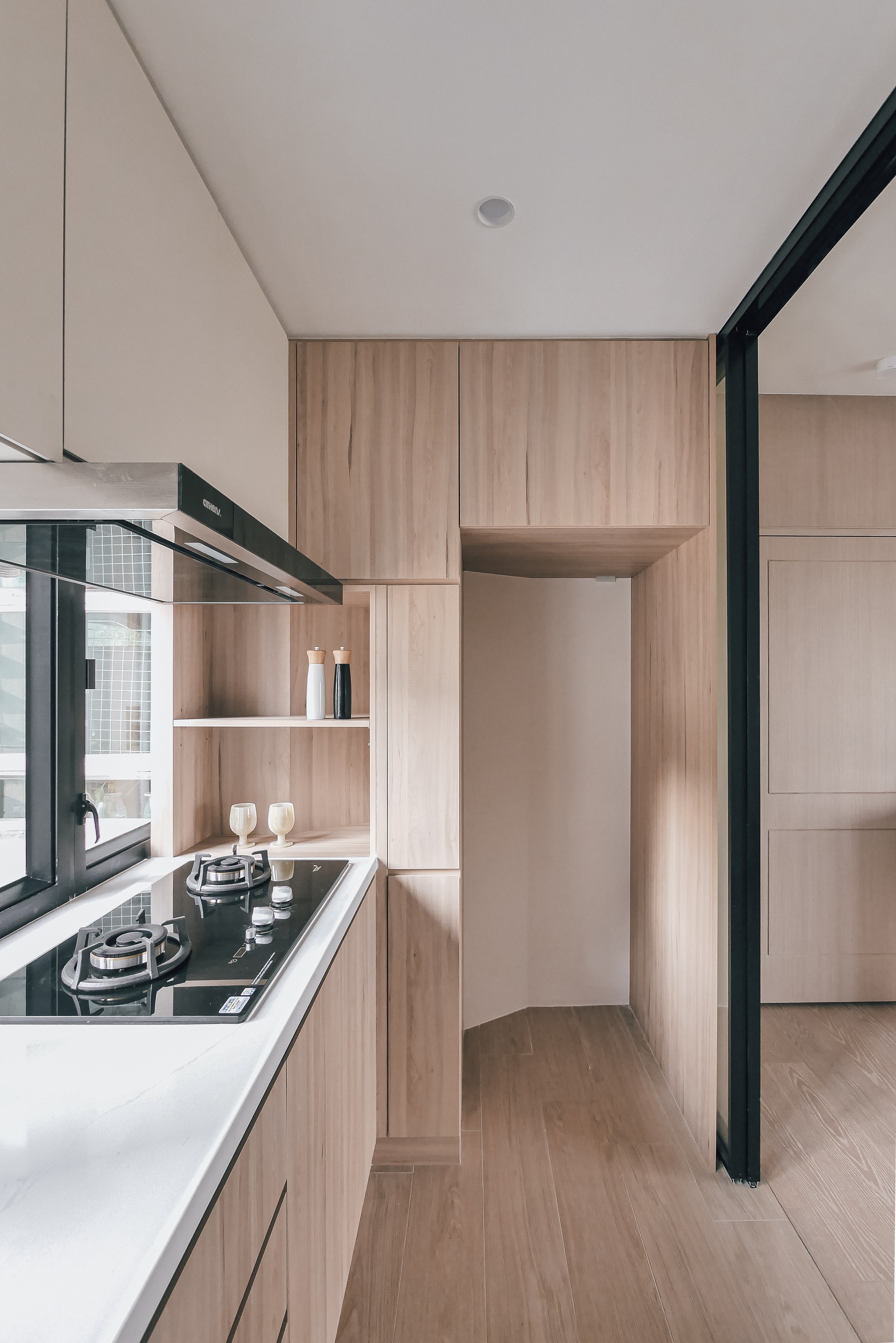 Jasmine Wong & Kits Chan - Anode Design Limited - Showboat Mansion