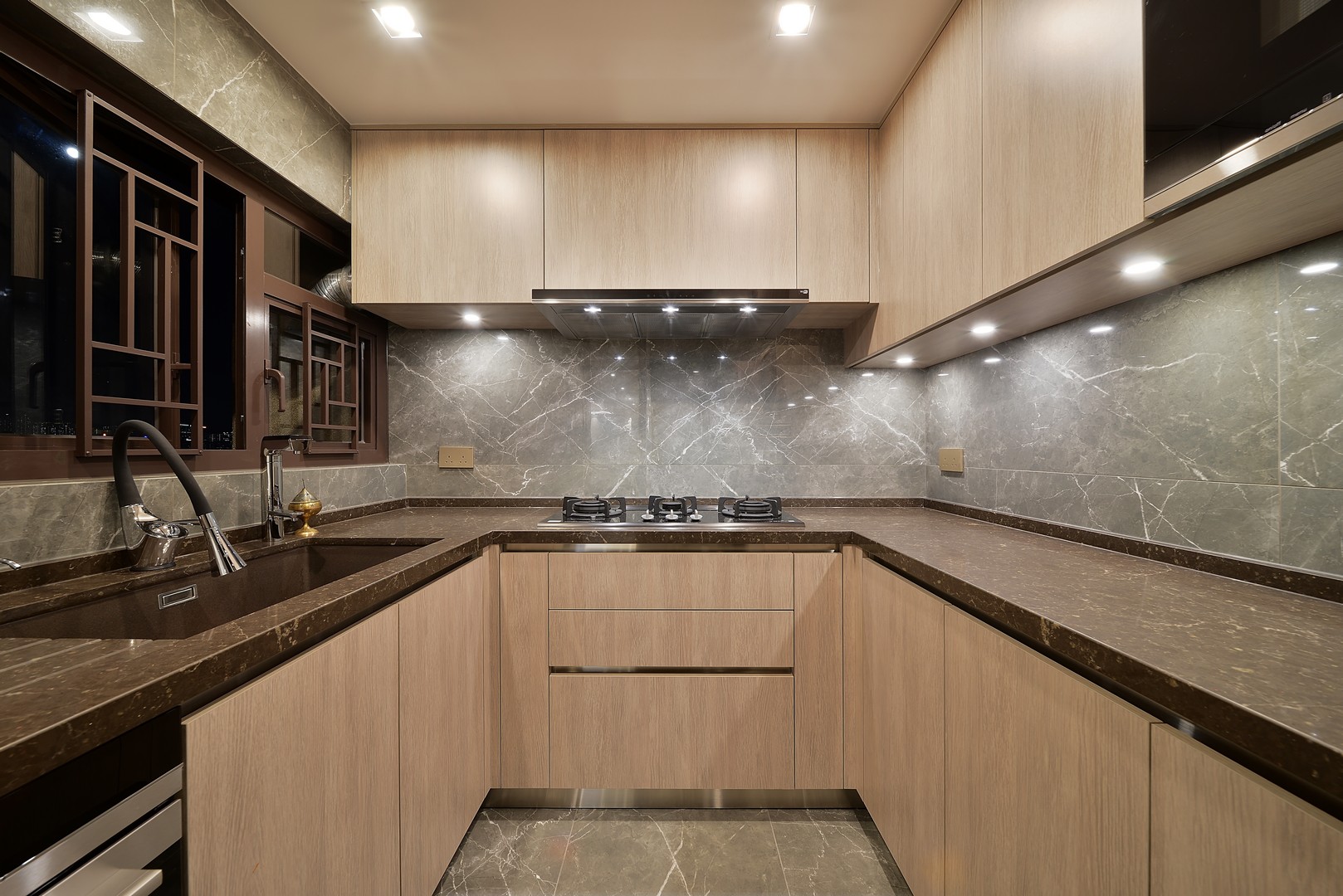 Daniel Wong - Boss Design Ltd - 海逸豪園 Laguna Verde