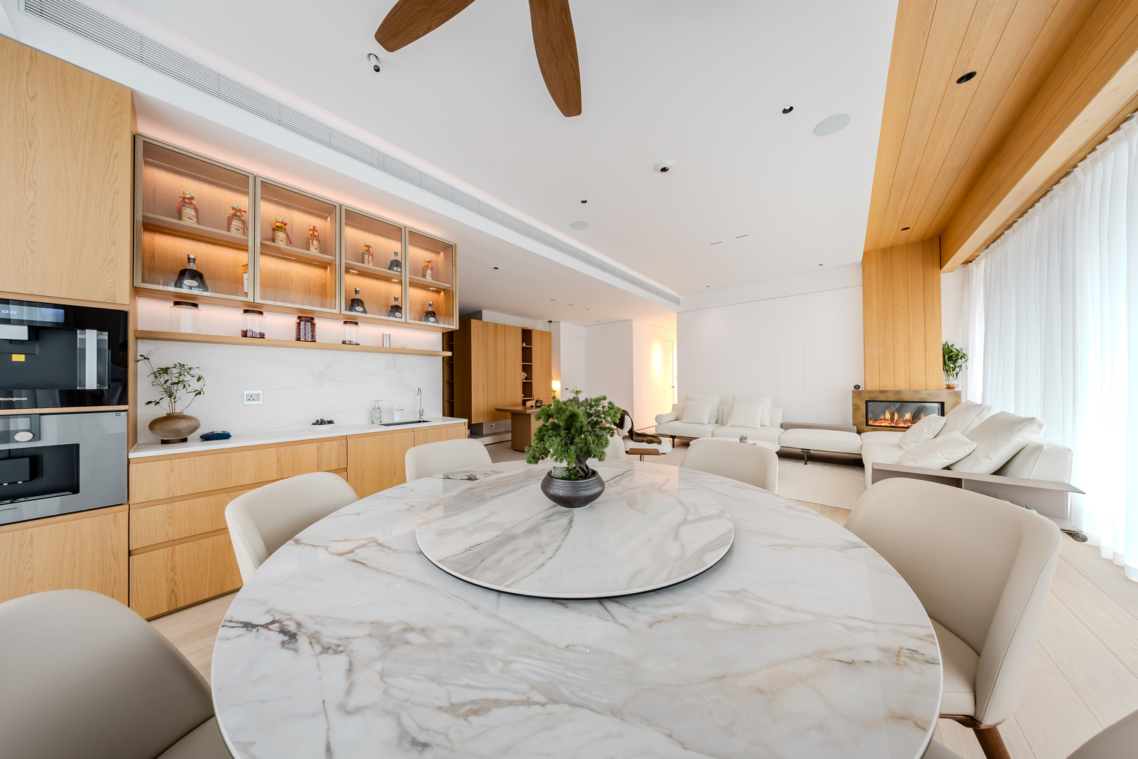Daniel Wong - Boss Design Ltd - 揚海 La Marina