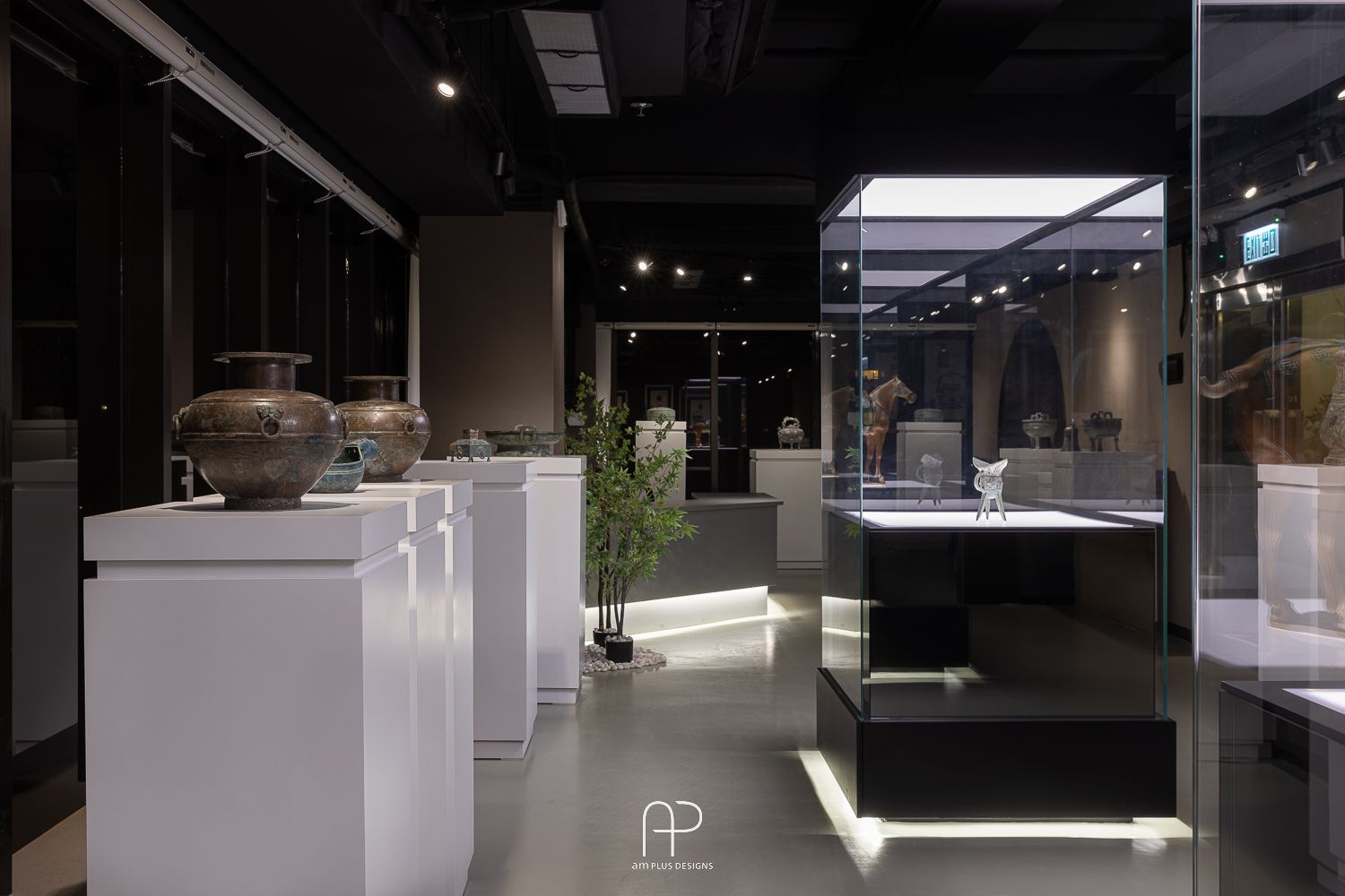 Am Plus Designs Ltd - Am Plus Designs Ltd - 古董店