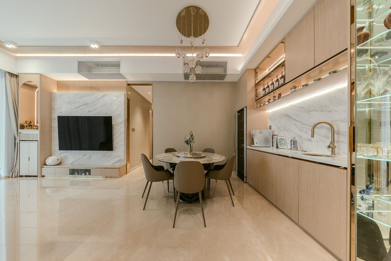 Daniel Wong - Boss Design Ltd - 帝滙豪庭 Wellesley