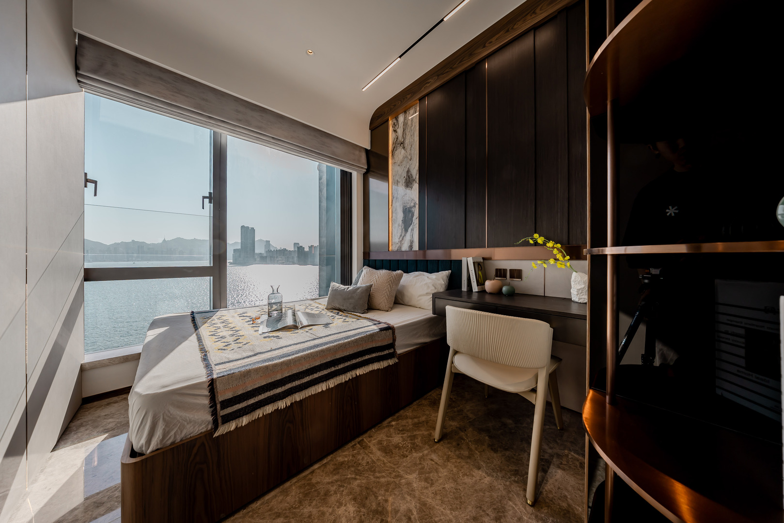 Daniel Wong - Boss Design Ltd - 天瀧 The Knightsbridge