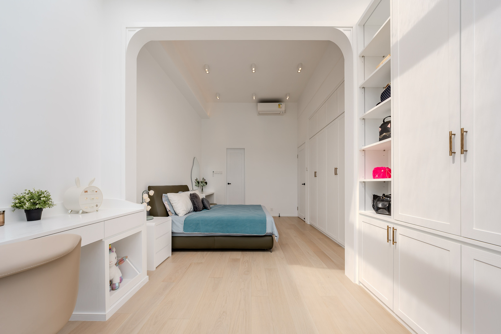 Daniel Wong - Boss Design Ltd - 紅山半島 Redhill Peninsula