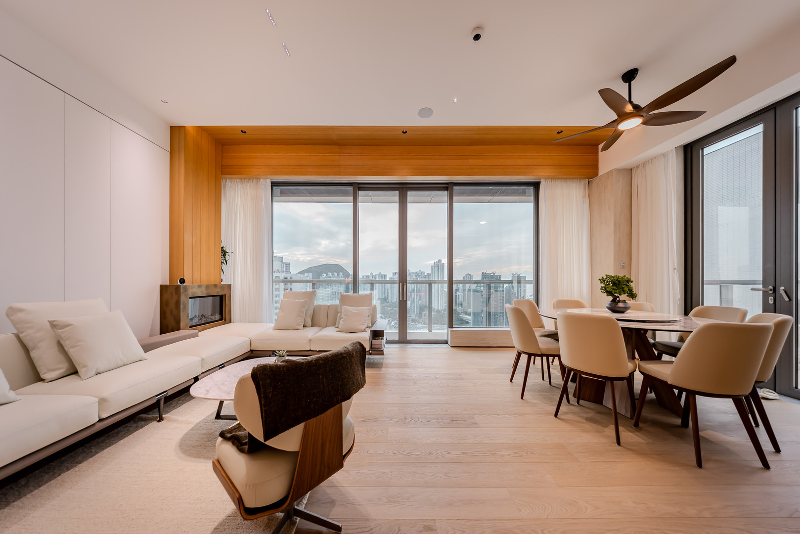 Daniel Wong - Boss Design Ltd - 揚海 La Marina