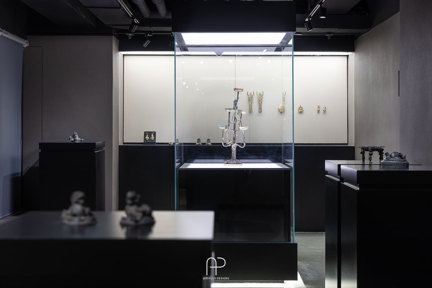 Am Plus Designs Ltd - Am Plus Designs Ltd - 古董店